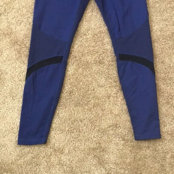 Senita 7/8 Leggings - Picture 2 of 4